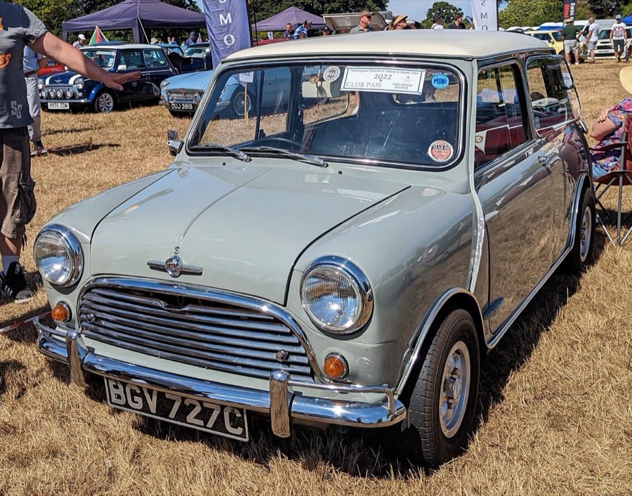 Mini
